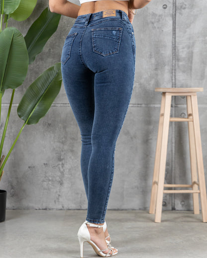 Ženska Regular Farmerica 696